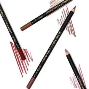 LA GIRL PRECISION LIPLINER